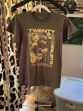 Twenty One Pilots Short Sleeve Women’s Graphic Tee - Army Green & Yellow
